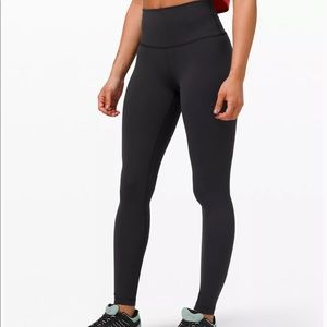 Lululemon wunder under